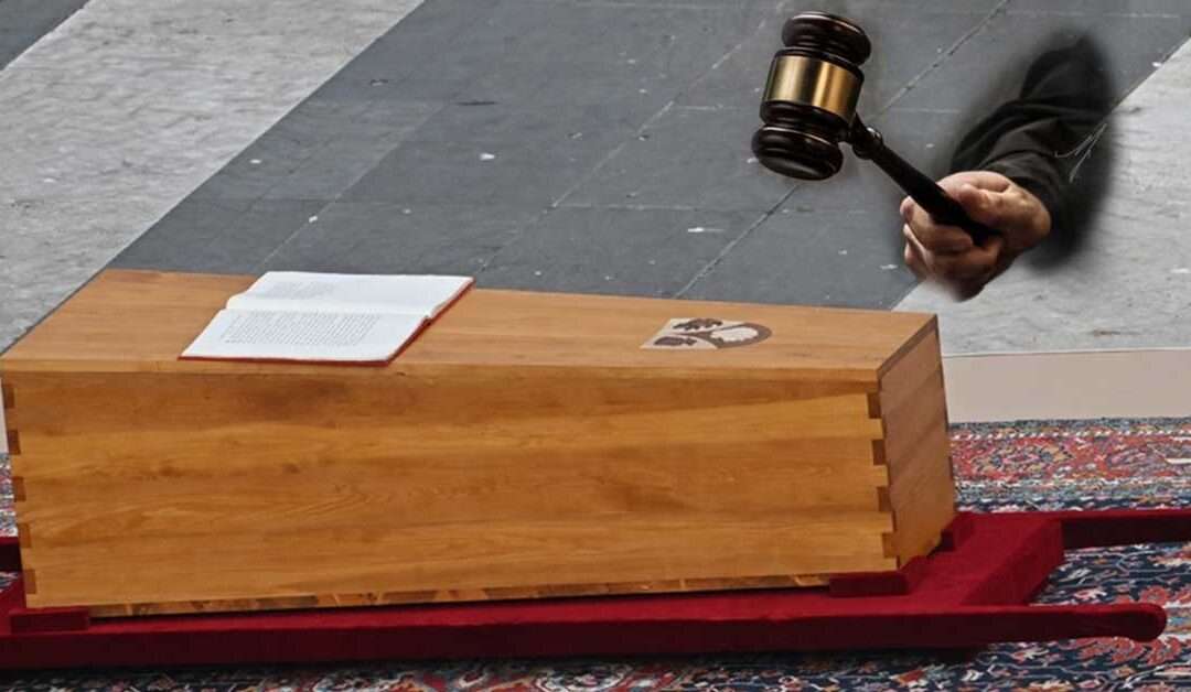 Continúa juicio contra Ratzinger por abusos a pesar de su fallecimiento